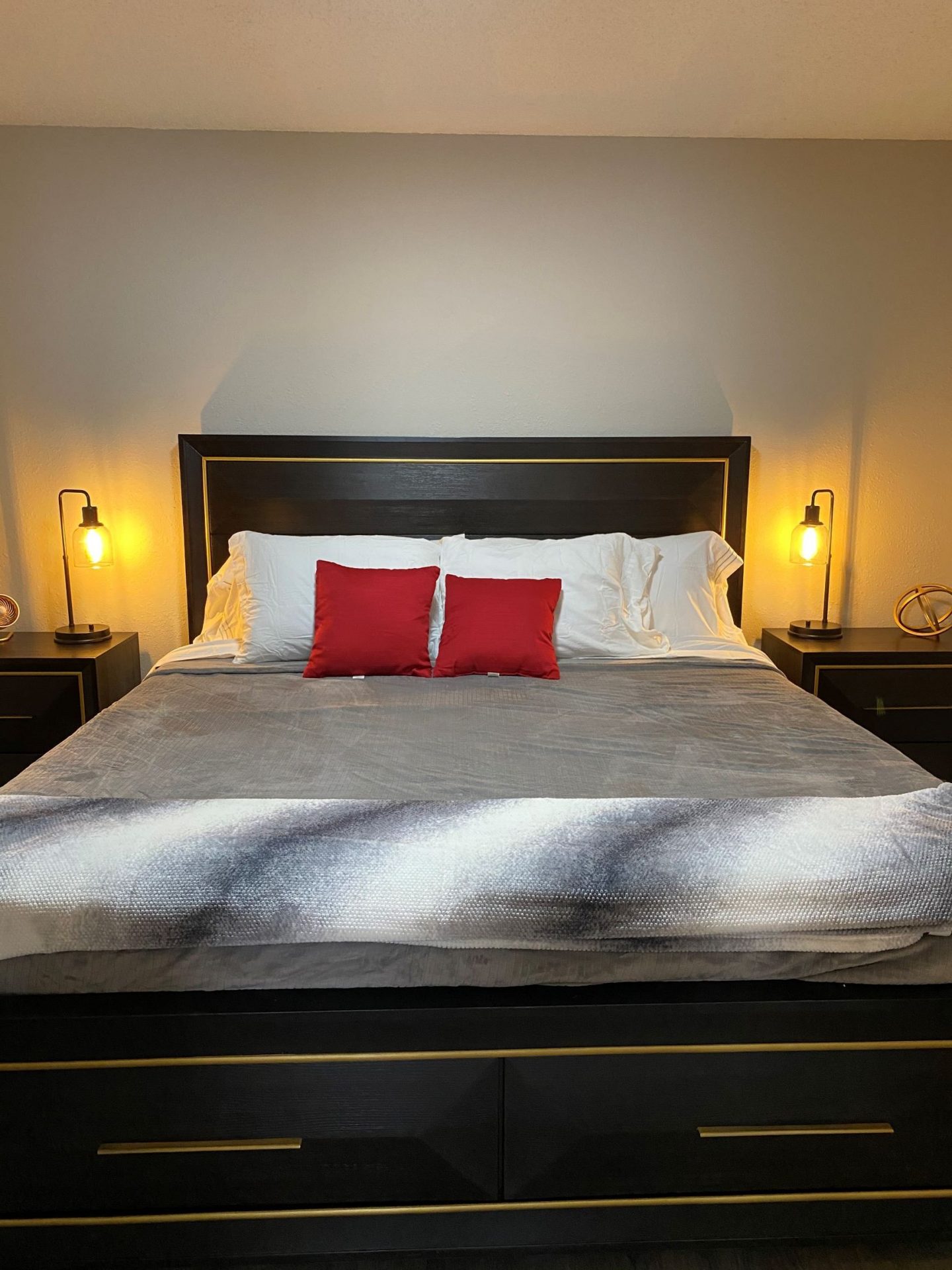 426428 MAIN ST, CANON CITY Keyholder